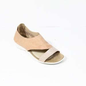 Sesto Meucci Everly Sandals sz 6 Women Shoes Made in Italy Leather Flat